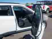 2018 Jeep Compass Latitude с VIN 3C4NJDBB1JT455503, выставлен на аукционе IAAI как лот 43194878 с пробегом Не указан миль и . История ставок и продаж доступна на DreamBid. Изображение 5.