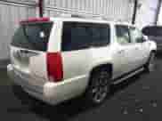 2009 Cadillac Escalade ESV with VIN 1GYFK26209R117282, listed as a IAAI auction lot 41224943 with 222,927 mi miles and . Bid and sale history available at DreamBid. Image 4.