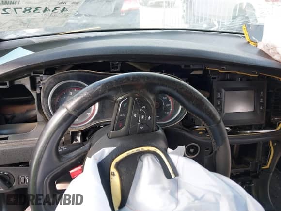 2015 Dodge Charger SE с VIN 2C3CDXBG7FH812957, выставлен на аукционе IAAI как лот 43438721 с пробегом Не указан миль и . История ставок и продаж доступна на DreamBid. Изображение 15.