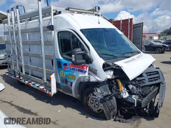 2017 Ram ProMaster Cargo with VIN 3C6URVHGXHE510548, listed as a IAAI auction lot 43369324 with 53,428 mi miles and . Bid and sale history available at DreamBid. Image 1.