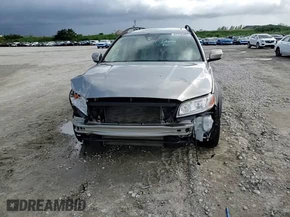 2016 Volvo XC70 T5 Premier z VIN YV4612NK9G1237388, wystawiony jako Copart lot #82256865 z przebiegiem 100 936 mil mil oraz Szkoda całkowita • Salvage title. Historia ofert i sprzedaży dostępna na DreamBid. Obrazek 13.