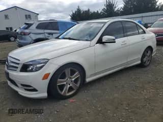 2011 Mercedes-Benz C 300 Sport z VIN WDDGF8BB2BR133521, wystawiony jako Copart lot #86189325 z przebiegiem 175 164 mil mil oraz Czysty tytuł • Clean title. Historia ofert i sprzedaży dostępna na DreamBid. Obrazek 1.