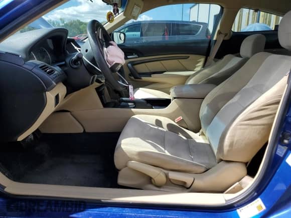 2010 Honda Accord LX-S with VIN 1HGCS1B35AA003509, listed as a Copart auction lot 86472695 with 142,236 mi miles and Salvage title. Bid and sale history available at DreamBid. Image 7.