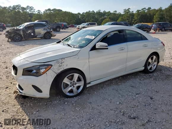 2018 Mercedes-Benz CLA 250 с VIN WDDSJ4EB0JN616329, выставлен на аукционе Copart как лот 71370525 с пробегом 99 270 миль миль и Списание • Salvage title. История ставок и продаж доступна на DreamBid. Изображение 1.