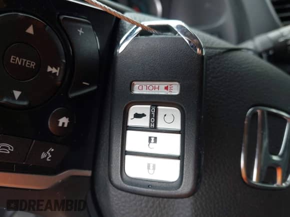 2022 Honda Pilot EX-L z VIN 5FNYF5H53NB035915, wystawiony jako IAAI lot #41956022 z przebiegiem 12 956 mil mil oraz . Historia ofert i sprzedaży dostępna na DreamBid. Obrazek 11.