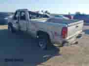 2004 Chevrolet Silverado 1500 LS с VIN 1GCEK19T84E256575, выставлен на аукционе IAAI как лот 43346393 с пробегом 148 581 миль миль и . История ставок и продаж доступна на DreamBid. Изображение 3.