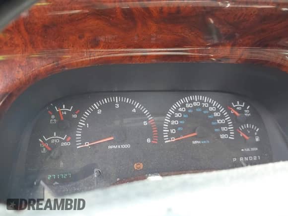 1999 Dodge 1500 z VIN 3B7HF16Z6XM552817, wystawiony jako IAAI lot #42341256 z przebiegiem 271 727 mil mil oraz . Historia ofert i sprzedaży dostępna na DreamBid. Obrazek 7.