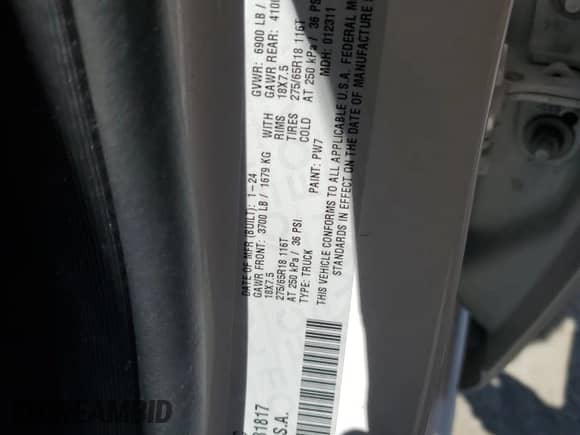 2024 Ram 1500 Tradesman z VIN 1C6RRECT8RN231817, wystawiony jako Copart lot #63057625 z przebiegiem 53 092 mil mil oraz Szkoda całkowita • Salvage title. Historia ofert i sprzedaży dostępna na DreamBid. Obrazek 12.