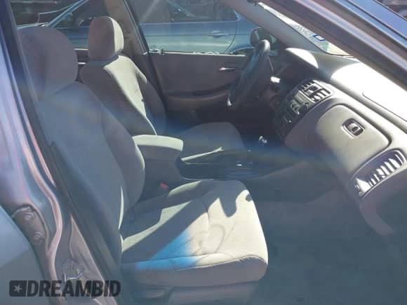 2002 Honda Accord SE with VIN 1HGCG56722A169896, listed as a IAAI auction lot 41234474 with 171,829 mi miles and . Bid and sale history available at DreamBid. Image 5.