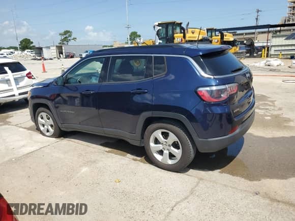 2021 Jeep Compass Latitude z VIN 3C4NJCBB8MT509295, wystawiony jako Copart lot #61802105 z przebiegiem Nie podano mil oraz Szkoda całkowita • Salvage title. Historia ofert i sprzedaży dostępna na DreamBid. Obrazek 2.