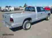 2001 Dodge Dakota with VIN 1B7GG22X71S290436, listed as a IAAI auction lot 42503726 with 172,940 mi miles and . Bid and sale history available at DreamBid. Image 4.