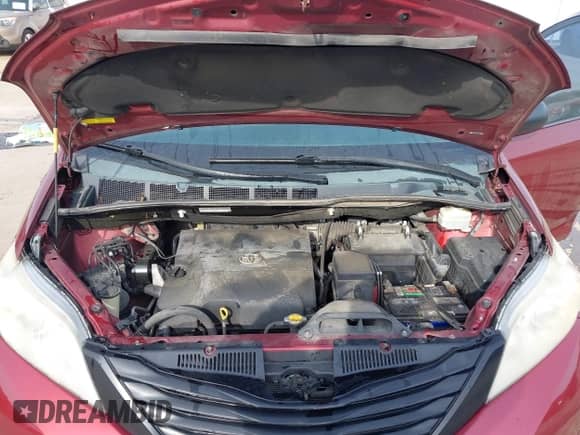 2013 Toyota Sienna L with VIN 5TDZK3DC1DS325363, listed as a IAAI auction lot 42049939 with 209,312 mi miles and . Bid and sale history available at DreamBid. Image 10.