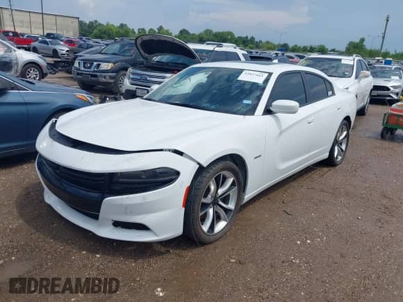 2015 Dodge Charger RT с VIN 2C3CDXCT8FH895875, выставлен на аукционе IAAI как лот 42827661 с пробегом Не указан миль и . История ставок и продаж доступна на DreamBid. Изображение 2.