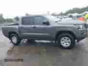 2022 Nissan Frontier S z VIN 1N6ED1EK4NN690661, wystawiony jako IAAI lot #42497086 z przebiegiem 27 414 mil mil oraz . Historia ofert i sprzedaży dostępna na DreamBid. Obrazek 14.