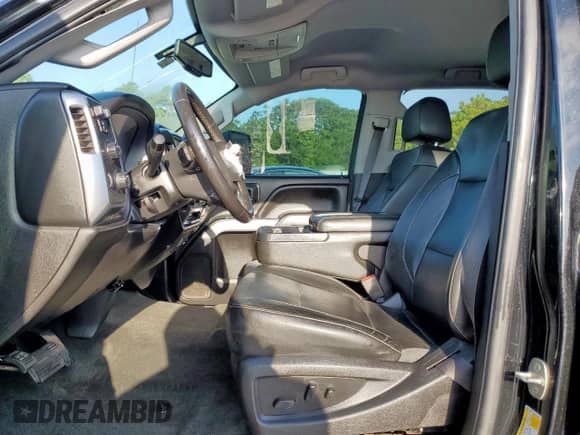 2018 Chevrolet Silverado 2500HD LT с VIN 1GC1KVEY5JF240511, выставлен на аукционе Copart как лот 68943195 с пробегом 174 171 миль миль и Списание • Salvage title. История ставок и продаж доступна на DreamBid. Изображение 7.
