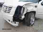 2014 Cadillac Escalade Luxury with VIN 1GYS3BEF1ER228594, listed as a IAAI auction lot 41732444 with 109,619 mi miles and . Bid and sale history available at DreamBid. Image 6.