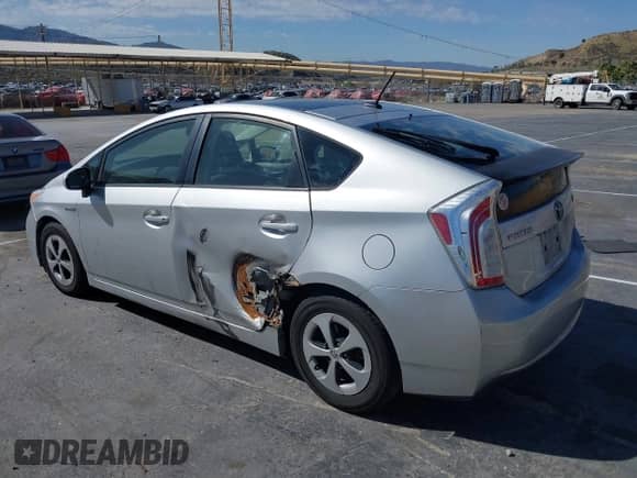 2012 Toyota Prius One с VIN JTDKN3DU6C5420412, выставлен на аукционе IAAI как лот 41655584 с пробегом 161 388 миль миль и . История ставок и продаж доступна на DreamBid. Изображение 3.