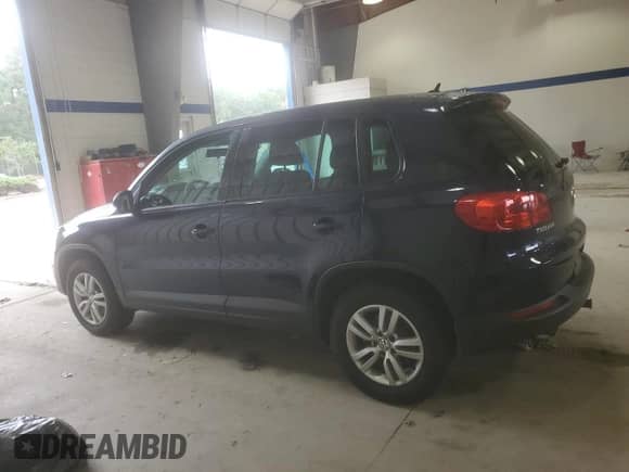 2012 Volkswagen Tiguan S с VIN WVGAV7AX9CW606114, выставлен на аукционе Copart как лот 81848365 с пробегом 161 821 миль миль и Чистый • Clean title. История ставок и продаж доступна на DreamBid. Изображение 2.