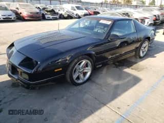 1987 Chevrolet Camaro with VIN 1G1FP2187HL134979, listed as a Copart auction lot 81095404 with 44,462 mi miles and Salvage title. Bid and sale history available at DreamBid. Image 1.