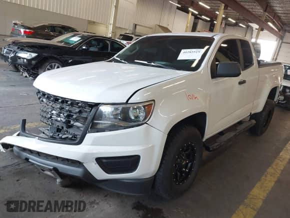 2019 Chevrolet Colorado 2WD Work Truck z VIN 1GCHSBEN7K1158829, wystawiony jako IAAI lot #40285519 z przebiegiem 71 550 mil mil oraz . Historia ofert i sprzedaży dostępna na DreamBid. Obrazek 17.