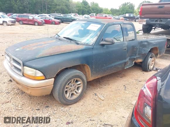 2001 Dodge Dakota with VIN 1B7GL22X61S168128, listed as a IAAI auction lot 42626446 with 192,952 mi miles and . Bid and sale history available at DreamBid. Image 2.