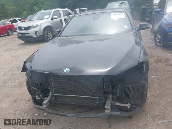 2015 BMW 7 Series 740i с VIN WBAYA6C51FGK16690, выставлен на аукционе IAAI как лот 42295559 с пробегом Не указан миль и . История ставок и продаж доступна на DreamBid. Изображение 12.