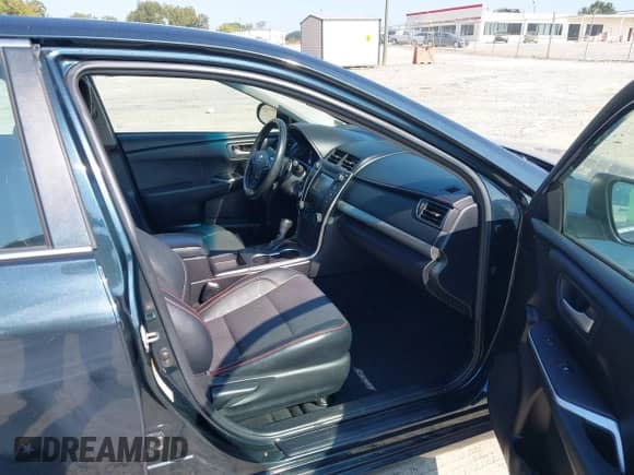 2017 Toyota Camry XLE с VIN 4T1BF1FKXHU331965, выставлен на аукционе IAAI как лот 43265885 с пробегом 183 013 миль миль и . История ставок и продаж доступна на DreamBid. Изображение 5.