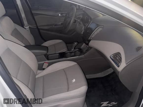2016 Chevrolet Cruze LT z VIN 1G1BE5SM5G7252649, wystawiony jako Copart lot #83933145 z przebiegiem 41 005 mil mil oraz Szkoda całkowita • Salvage title. Historia ofert i sprzedaży dostępna na DreamBid. Obrazek 5.