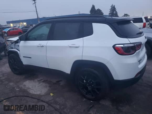 2024 Jeep Compass Latitude with VIN 3C4NJDBN3RT133628, listed as a Copart auction lot 81504385 with 8,745 mi miles and Non repairable. Bid and sale history available at DreamBid. Image 2.