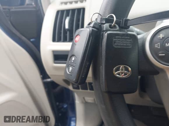 2012 Toyota Prius Two с VIN JTDZN3EUXC3143319, выставлен на аукционе IAAI как лот 43584519 с пробегом 110 100 миль миль и . История ставок и продаж доступна на DreamBid. Изображение 11.