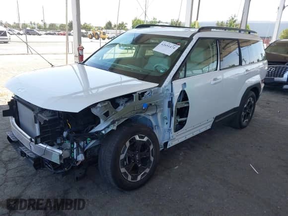 2025 Hyundai Santa Fe SEL with VIN 5NMP24GL0SH076658, listed as a IAAI auction lot 42651474 with 5,183 mi miles and . Bid and sale history available at DreamBid. Image 18.