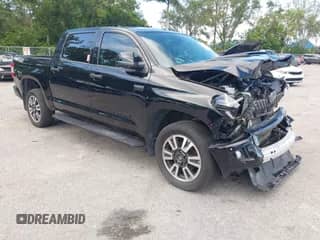 2020 Toyota Tundra SR5 с VIN 5TFDY5F12LX917363, выставлен на аукционе IAAI как лот 42414187 с пробегом 79 024 миль миль и . История ставок и продаж доступна на DreamBid. Изображение 1.