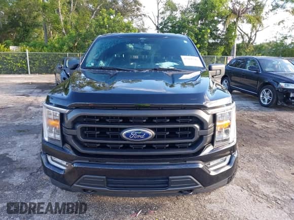 2021 Ford F-150 XL с VIN 1FTFW1E52MFA65308, выставлен на аукционе IAAI как лот 43265341 с пробегом 100 926 миль миль и . История ставок и продаж доступна на DreamBid. Изображение 13.