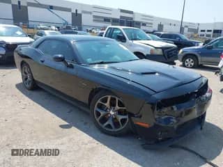 2015 Dodge Challenger R/T Plus с VIN 2C3CDZBT0FH892921, выставлен на аукционе IAAI как лот 43157502 с пробегом 138 404 миль миль и . История ставок и продаж доступна на DreamBid. Изображение 1.