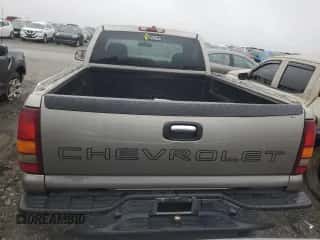 2002 Chevrolet Silverado 1500 с VIN 1GCEC14V12Z187613, выставлен на аукционе Copart как лот 89527965 с пробегом Не указан миль и Списание • Salvage title. История ставок и продаж доступна на DreamBid. Изображение 6.