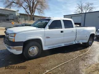 2005 Chevrolet Silverado 3500 LT с VIN 1GCJC33205F869731, выставлен на аукционе Copart как лот 87263434 с пробегом Не указан миль и Чистый • Clean title. История ставок и продаж доступна на DreamBid. Изображение 1.