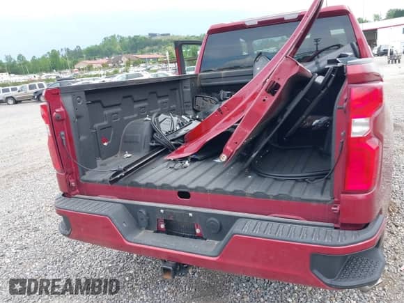 2019 Chevrolet Silverado 1500 Custom с VIN 1GCRYBEH3KZ405326, выставлен на аукционе IAAI как лот 42183418 с пробегом 37 715 миль миль и . История ставок и продаж доступна на DreamBid. Изображение 18.