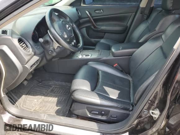 2014 Nissan Maxima SV z VIN 1N4AA5AP7EC455756, wystawiony jako Copart lot #81637345 z przebiegiem Nie podano mil oraz Szkoda całkowita • Salvage title. Historia ofert i sprzedaży dostępna na DreamBid. Obrazek 7.