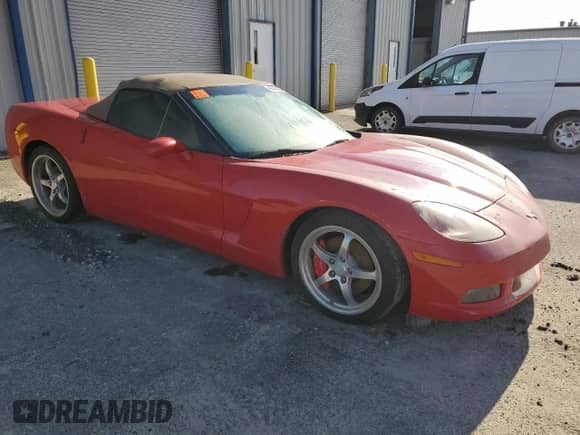 2006 Chevrolet Corvette с VIN 1G1YY36U965123288, выставлен на аукционе Copart как лот 86005954 с пробегом Не указан миль и Списание • Salvage title. История ставок и продаж доступна на DreamBid. Изображение 4.
