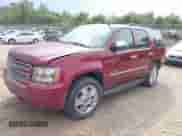 2009 Chevrolet Tahoe LTZ с VIN 1GNFK33099R131557, выставлен на аукционе IAAI как лот 43205632 с пробегом 253 697 миль миль и . История ставок и продаж доступна на DreamBid. Изображение 2.