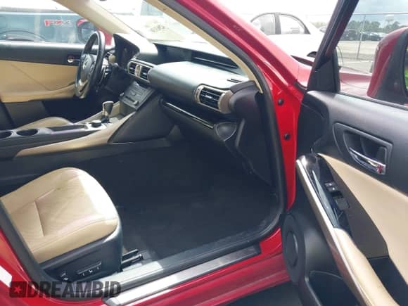 2015 Lexus IS 250 с VIN JTHBF1D23F5063208, выставлен на аукционе IAAI как лот 42963130 с пробегом 144 398 миль миль и . История ставок и продаж доступна на DreamBid. Изображение 5.