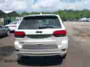 2019 Jeep Grand Cherokee Altitude с VIN 1C4RJFAG4KC802362, выставлен на аукционе IAAI как лот 42746174 с пробегом 104 487 миль миль и . История ставок и продаж доступна на DreamBid. Изображение 16.