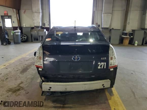 2011 Toyota Prius II with VIN JTDKN3DU7B1379990, listed as a Copart auction lot 81795965 with 135,322 mi miles and Salvage title. Bid and sale history available at DreamBid. Image 6.