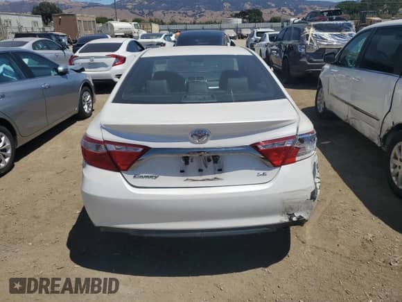 2015 Toyota Camry SE z VIN 4T1BF1FK6FU901540, wystawiony jako Copart lot #67824065 z przebiegiem 120 485 mil mil oraz Szkoda całkowita • Salvage title. Historia ofert i sprzedaży dostępna na DreamBid. Obrazek 6.