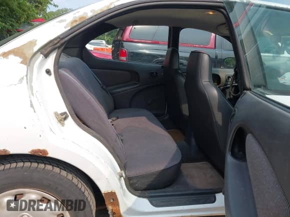 1997 Dodge Neon с VIN 1B3ES27C7VD298379, выставлен на аукционе IAAI как лот 42917434 с пробегом 380 575 миль миль и . История ставок и продаж доступна на DreamBid. Изображение 8.