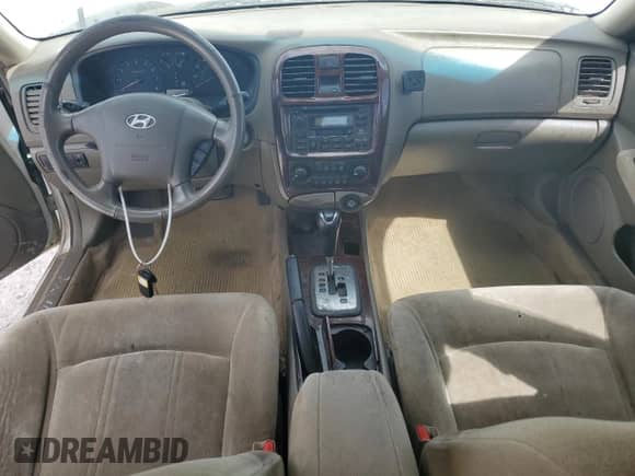 2005 Hyundai Sonata GLS z VIN KMHWF35H95A145768, wystawiony jako Copart lot #70037425 z przebiegiem 133 110 mil mil oraz Czysty tytuł • Clean title. Historia ofert i sprzedaży dostępna na DreamBid. Obrazek 8.