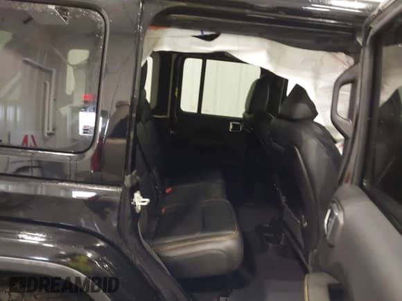 2024 Jeep Wrangler Sahara с VIN 1C4PJXEG2RW247721, выставлен на аукционе IAAI как лот 41519887 с пробегом 199 миль миль и . История ставок и продаж доступна на DreamBid. Изображение 8.