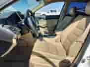 2012 Honda Accord SE с VIN 1HGCP2F69CA135655, выставлен на аукционе Copart как лот 85724435 с пробегом 114 244 миль миль и Списание • Salvage title. История ставок и продаж доступна на DreamBid. Изображение 7.