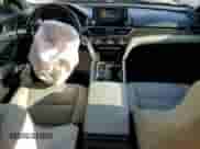 2018 Honda Accord EX-L с VIN 1HGCV2F51JA001362, выставлен на аукционе Copart как лот 68448505 с пробегом 104 313 миль миль и Списание • Salvage title. История ставок и продаж доступна на DreamBid. Изображение 8.