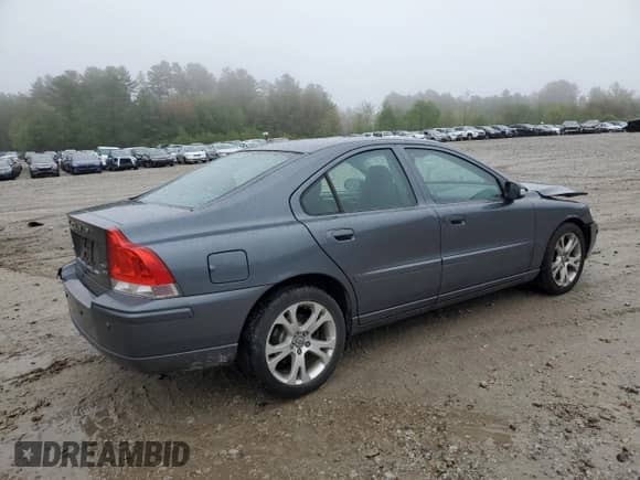 2009 Volvo S60 2.5T с VIN YV1RH592492738199, выставлен на аукционе Copart как лот 55726095 с пробегом 106 939 миль миль и Чистый • Clean title. История ставок и продаж доступна на DreamBid. Изображение 3.